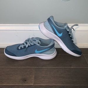 Nike Flex Experience 7 Sneakers